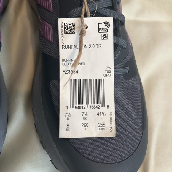 NWT! Adidas Women’s Run Falcon 2.0 Grey with lavender stripes. Running  - Size 9 - Picture 2 of 7